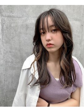 フォルテ 掛川店 派手にならないイヤリングカラー☆