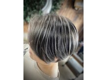 フェニーチェ アヴァンティ インターナショナルヘアサロン(fenice avanti)