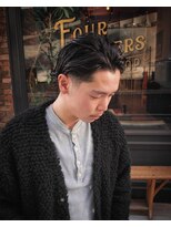フォーコーナーズ(Four Corners) テーパーフェード／ニュアンスパーマ/バーバー