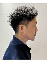 ニアウ 太田店(Niau)&nbsp;メンズボックスショートスパイキーショートスタイル波巻きパーマ