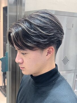 リベル(LIBER) メンズハイライト/センターパート/フェザー/八王子