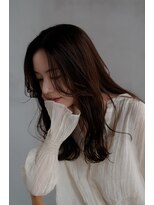 ネイヴィル(navile)&nbsp;重ためロング×波巻きスタイル
