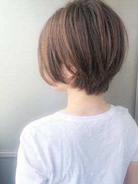 ラウンジ モリオ イケブクロ(Lounge MORIO Ikebukuro) 【morio池袋】大人かわいい前下がり美髪マニッシュショート