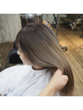 ディエス ヘアデザイン 能見台(diez hair design) 馴染み命!!暗めからプラチナブロンド