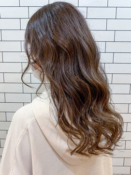 オーストヘアジジ(Aust hair Gigi) ミントベージュのハイライトカラーで創る、韓国風ワンホンヘア