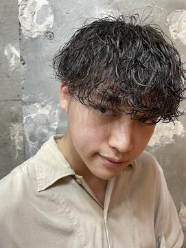 アカ(ACA) メンズカットパーマ波巻ツイストスパイラルパーマ札幌大通