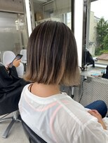 イキ 表参道(iki omotesando)&nbsp;モード/無造作ウェーブ/大人ガーリー[表参道駅]