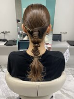 リーホリエ(Lee Horie)&nbsp;【高木】シンプルアレンジ～二次会style～◎