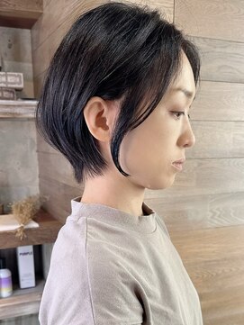 トレヘアー(tRe hair) 斜めバング ショートボブ 20台30代40代 くびれショート