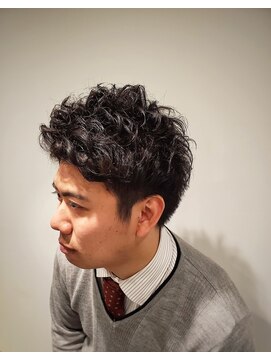 オムヘアーバイグルーマーズ(HOMME HAIR by GROOMER/S) メンズ無造作ハードパーマ　HOMMEHAIR2nd江ヶ崎