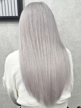 ロウル 渋谷(LOWRL) ホワイトシルバー/ケアブリーチ/シールエクステ