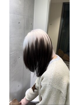 モニカ 原宿店(MONIQA) ホワイトルーツ