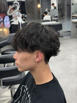 オーバルバイアピッシュ(OVARL by apish) 緩め波巻きパーマ/メンズパーマシャドウパーマ波巻きスパイラル