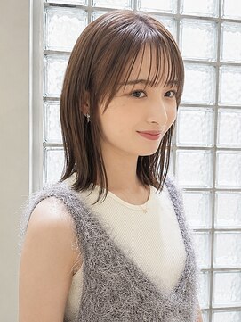 フィエルウメダ(Fier umeda) 【26.控えめな華やかさ♪切りっぱなしミディ】