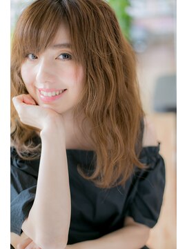 エヌアンドエーコンティ(N&A CONTi) キャメルベージュ×カールスタイル