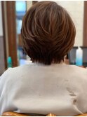 40代におすすめ 後ろ髪も綺麗なふんわりショートボブ