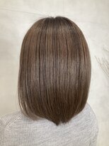 ウィクシー(wixy)&nbsp;ボリュームダウン　髪質改善トリートメント　【臼井綾佑】