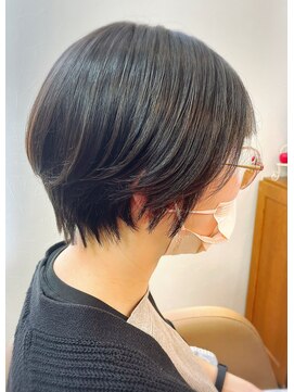 ルーツマーチン(ROOTSmartin) えりあしスッキリショート