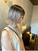 ホワイトグラデーションカラー