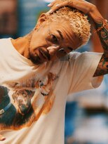 サンディーズバーバーショップ(Sandees)&nbsp;イージーパンク金髪ボウズスパイキーショート