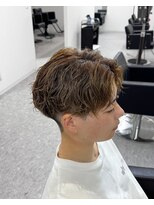 ブライト(BRIGHT)&nbsp;センターパート緩めスパイラルパーマ静岡メンズ