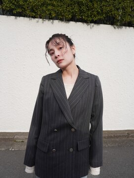 アル 心斎橋(alu) 黒髪カタログ＋小顔に見せるヘア