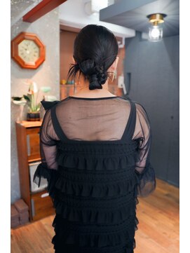 アザー(o. the .r) 結婚式ヘアアレンジ