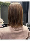 透け感と束間のトレンドボブ10代20代30代