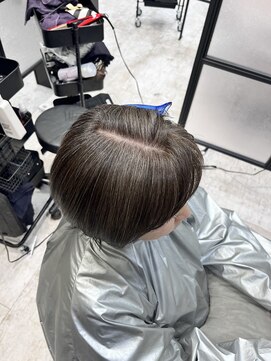 イーズ バイ インス(Yeeee.s by INCE) 白髪ぼかし/脱白髪染め/脱白髪染めハイライト/透明感