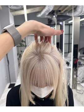 ヴァイス 新宿店(VAICE) White blond