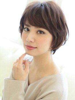 ヘアアンドスパ ロア(Lore)の写真/豊富な色味を楽しめるグレイカラーは上品な艶感で大人女性に人気♪ダメージレスなファッションカラーも好評