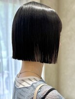 シベルバレー 横浜(sibell) *20代30代切りっぱなしボブタッセルボブ顔周りレイヤーオリーブ