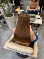 シシ 新宿(She 2.)&nbsp;ハイトーン/ロングヘア/サラつや/髪質改善/ツヤ髪ストレート