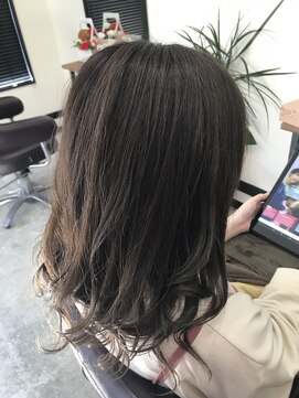 スナグル(snuggle) 前上がりロング