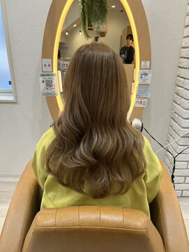 アドラーブル けやき通り店(adorable) 大人可愛いふんわりカールミストバング外国人風カラーブリーチ