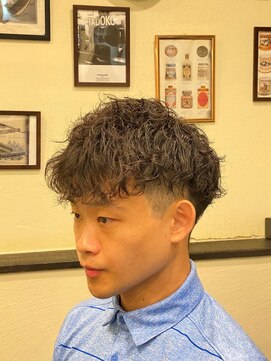 スカイマスターバーバー 渋谷(SKY MASTER BARBER) 波巻ツイスパマッシュ[渋谷/理容室/バーバー/パーマ]