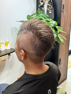 リリアン(Re Lian) 刈り上げショート