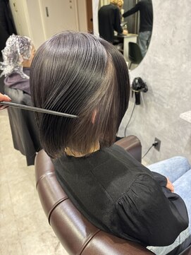 グラッジ 池袋(GLADGE) インナーカラー×シルバー