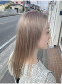 ミルクティーベージュ