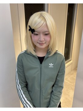 エムサロン 高崎あら町テラス店(emusalon) [茉雪]艶感のあるブロンド