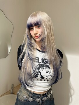 モニカ 栄店(MONIQA) ホワイトベージュ