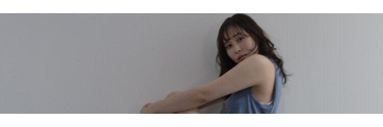 ヌイ(nui)のサロンヘッダー