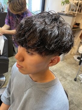 ジュンヌオム リンカラン(Jeune Homme LINGKARAN) シャドウパーマ×ショートマッシュ