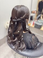 モナルダ(Monarda)&nbsp;10代20代30代/ヘアセット/結婚式/パーティ【岡山】