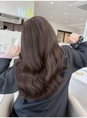 秋葉原で叶えるスモーキーグレージュロング