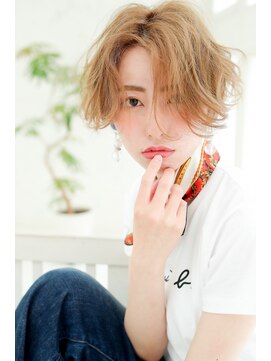 イディール(i:deal) ハイトーン　×   ハンサムショート