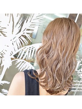 エル(elle.) color