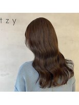 リジー(Litzy)&nbsp;韓国風カラーと艶巻きスタイル