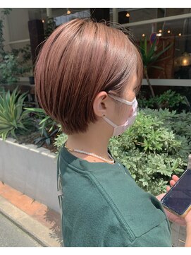 ドゥニカ(donica) 丸みショート×ピンクベージュ20代30代