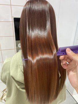 ロンドルーチェ 心斎橋(Lond luce) ダークアッシュ/ミディアムレイヤーカット［髪質改善/縮毛矯正］